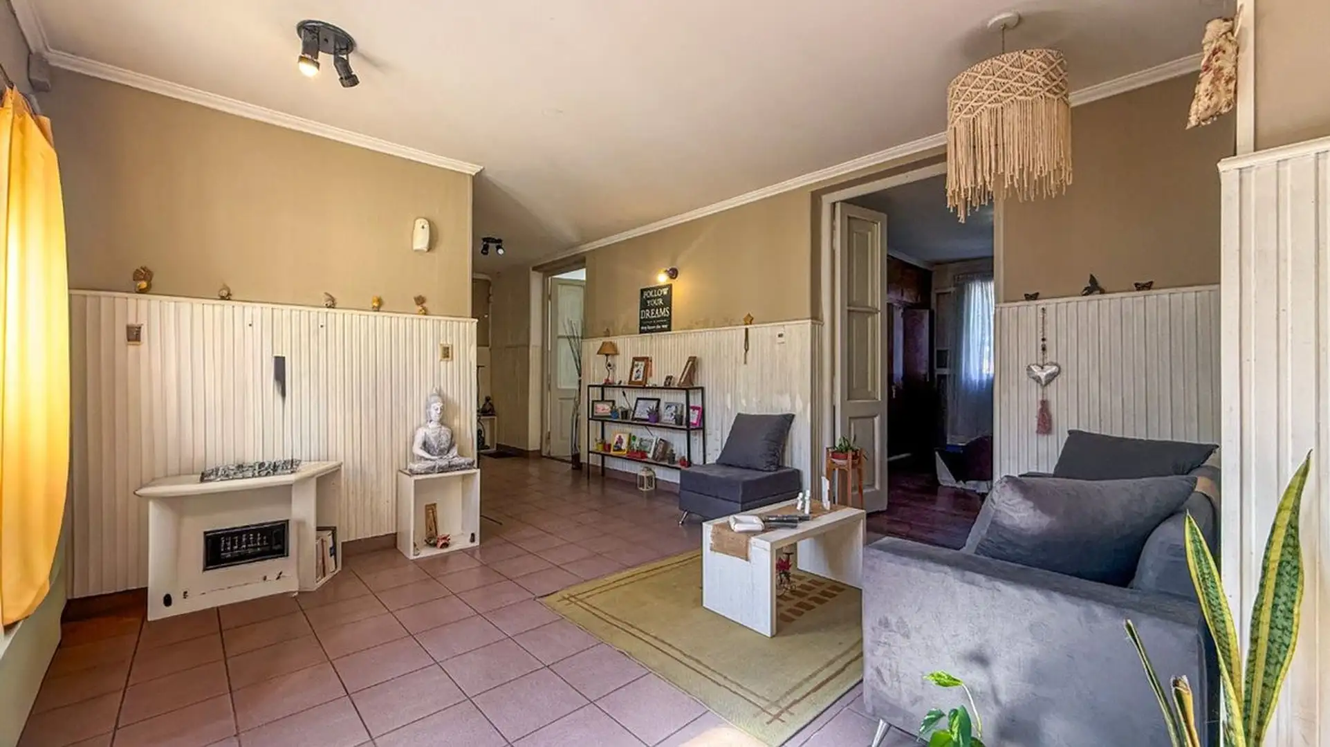 VENTA CASA 3 AMB + DPTO 2 AMB CON COCHERA SAN JUAN