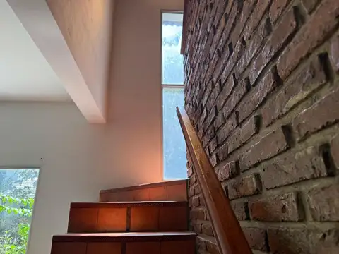 Casa en Venta con 4 cocheras