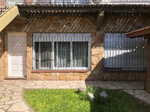 Casa en Alquiler de 3 dormitorios