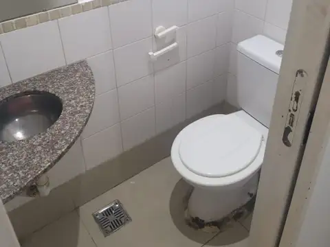 Local en venta en La Plata