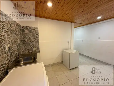 Depto Tipo Casa en Alquiler con 3 cocheras