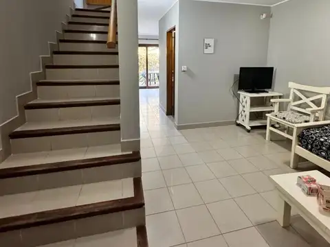 Departamento 9 ambientes con 7 baños