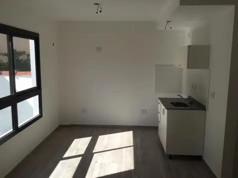 MONOAMBIENTE  A ESTRENAR EN LOMAS DE  ZAMORA 