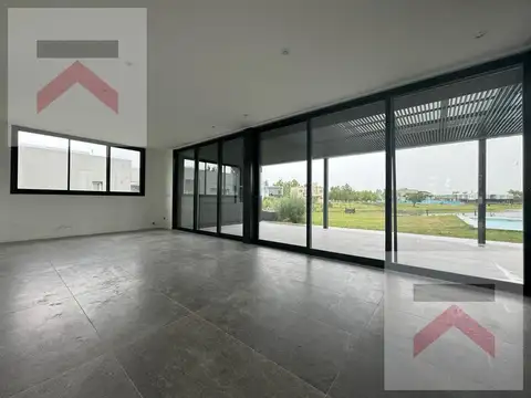 Casa en Venta 1 año