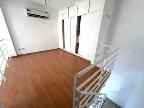 Venta Dto 2 amb Dúplex Balcón Villa del Parque