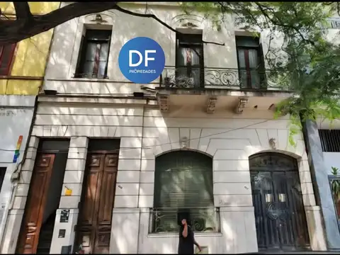 AV. Pellegrini al 800