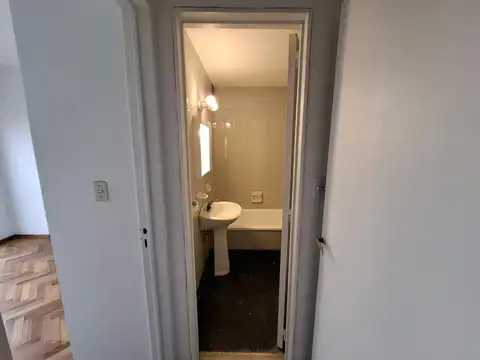 Departamento en Alquiler en Balvanera, $ 660.000