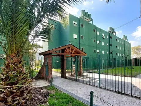 Venta Departamento 4 Ambientes con Balcon y Cochera Lanus Este