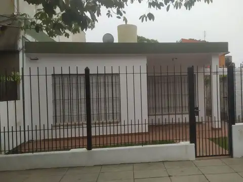 Oportunidad! Propiedad muy buen estado apta crédito!