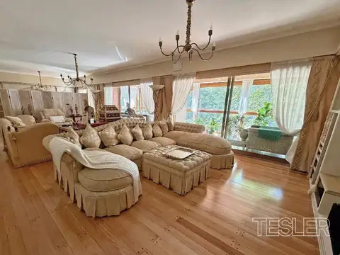 Departamento en Venta de 4 dormitorios