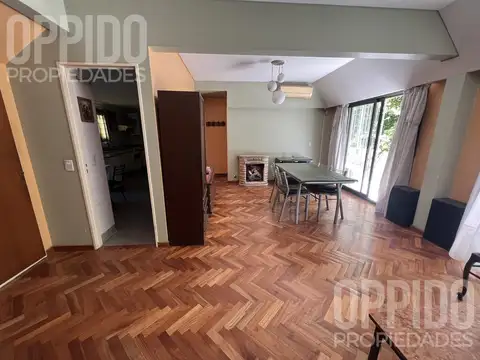 Departamento 4 ambientes con 2 baños