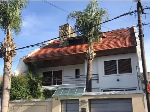 Chalet   5 ambientes venta Ramos Mejia