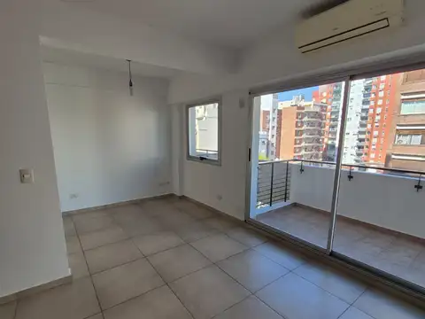 Departamento en Alquiler en Villa Urquiza, $ 650.000