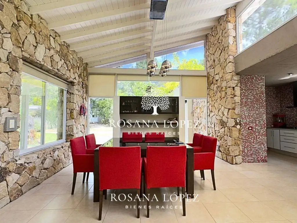 Casa en Venta con cochera