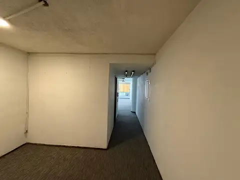 Oficina en Alquiler 39 años