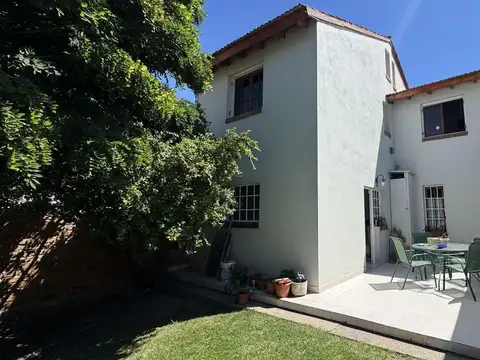 VENTA - Casa de 3 dormitorios | B° Santa Genoveva | Neuquén