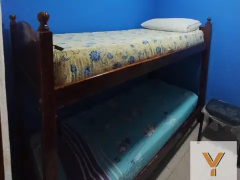 Acevedo 2300 e/ Nápoles y Púan