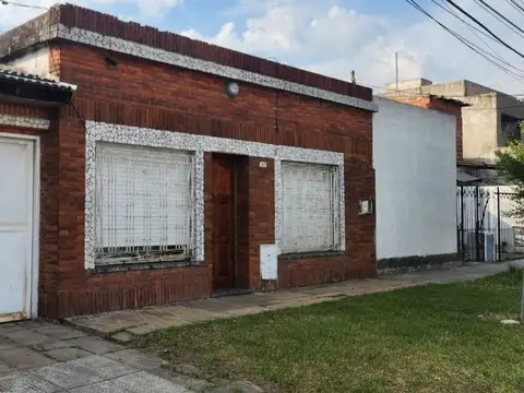 VENTA CASA 3 AMBIENTES EN EL PALOMAR