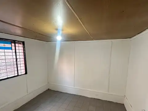 Casa en Alquiler en Gregorio de Laferrere, $ 550.000