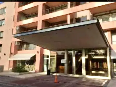 LOCAL EN VENTA EN LA BAHÍA  GRANDE  NORDELTA 