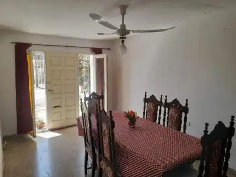 Casa en venta - 3 Dormitorios 3 Baños - Córdoba