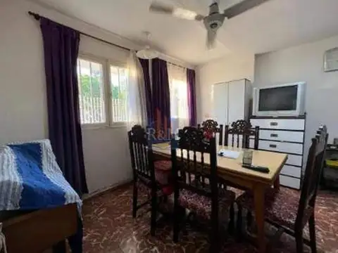 Casa 4 ambientes con 3 baños