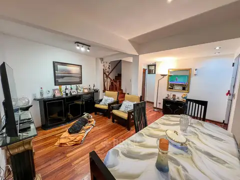 Depto Tipo Casa en Venta de 4 ambientes