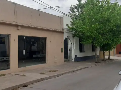 Local en alquiler 10 mts de frente