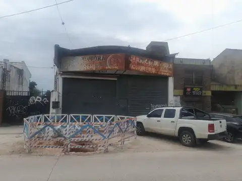 VENTA LOCAL+ GALPON/DEPOSITO + VIVIENDA - San Miguel -ZONA HTAL.LARCADE-