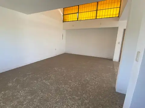 Depto Tipo Casa en Venta de 5 ambientes