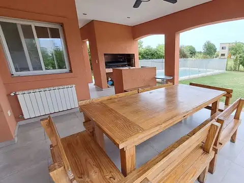 VENTA CASA EN 1 PLANTA -  PUERTOS DEL LAGO