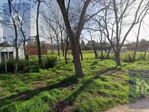 Terreno en Venta 20  mts Fondo