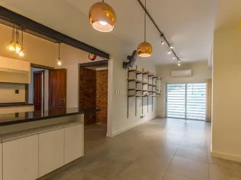 VENTA PH 4 AMBIENTES PB en SANTOS LUGARES