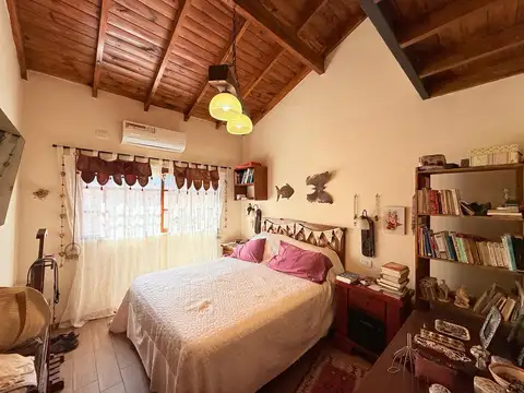 Casa en Venta con 5 cocheras