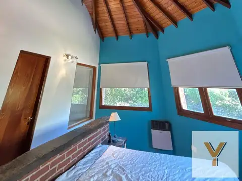 Casa en venta - 4 Dormitorios 3 Baños - Villa Gesell