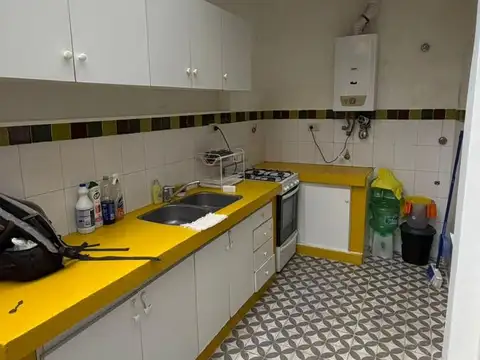 Depto Tipo Casa en Alquiler de 4 ambientes