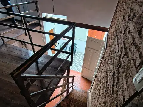 Depto Tipo Casa en Alquiler 40 años