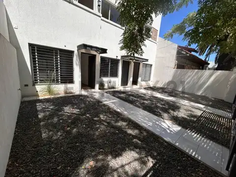 Teniente Fernandez 3500, Piso 0