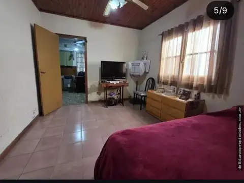 Casa 3 ambientes con 2 baños