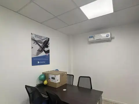Oficina 3 ambientes con 1 baño
