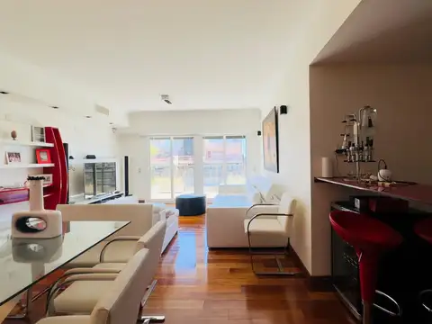 Departamento en Venta con 2 cocheras