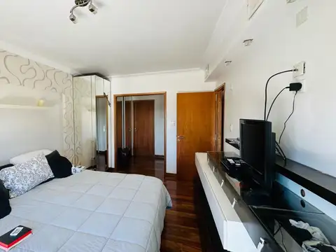 Departamento en Venta de 4 dormitorios