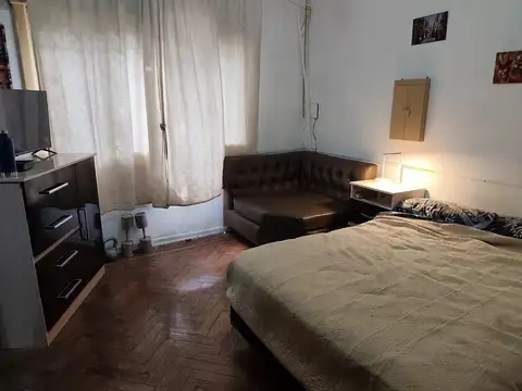 Pasaje El Mirasol 100, Piso pB