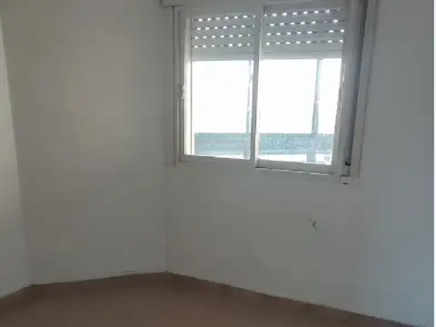 DEPARTAMENTO EN ALQUILER 3 AMB CON COCHERA DE CORTESIA
