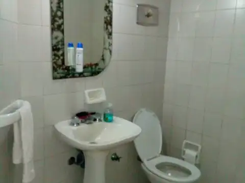 IMPECABLE CHALET, DETALLES DE CATEGORÍA. 5 AMBIENTES