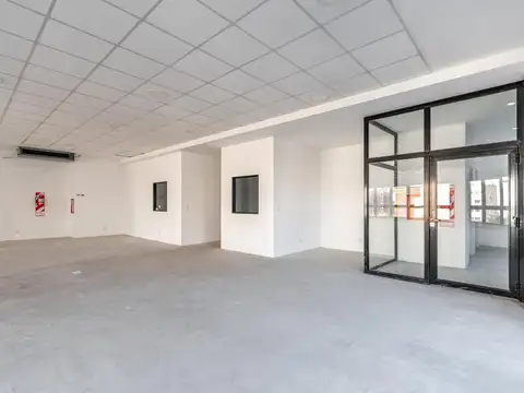 Imponente piso en alquiler, en edificio corporativo, ubicado en Palermo sobre Av. Cabildo y Olleros.