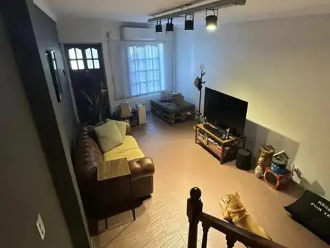 Depto Tipo Casa en Venta de 2 dormitorios