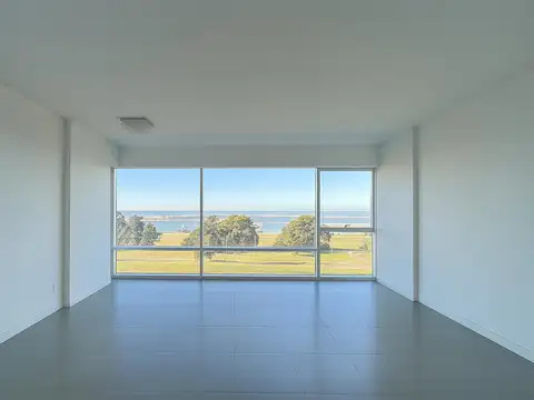 Departamento en Venta en Playa Grande, USD 425.000