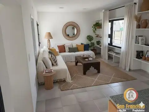 Casa 4 ambientes con 1 baño