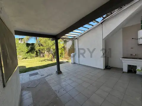 Venta de Casa 3 AMBIENTES en Roque Sáenz Peña